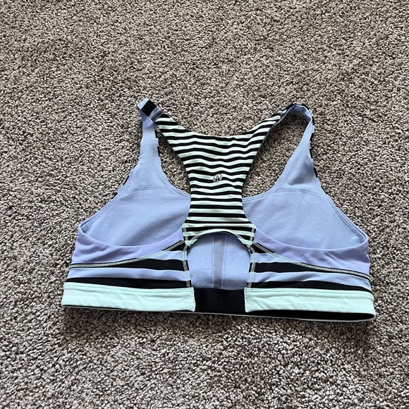 Lululemon striped bra - Picture 5 of 7